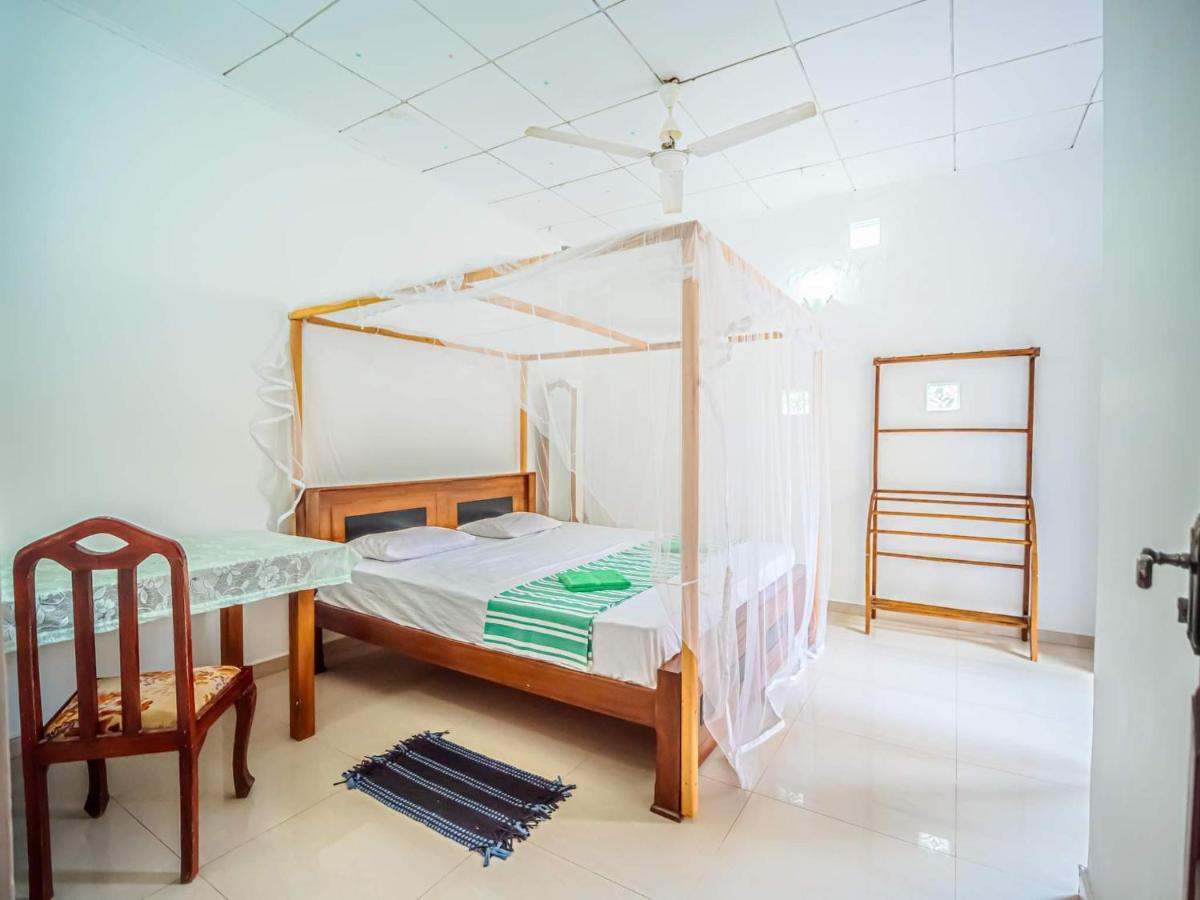 Surfing Guest House マータラ エクステリア 写真