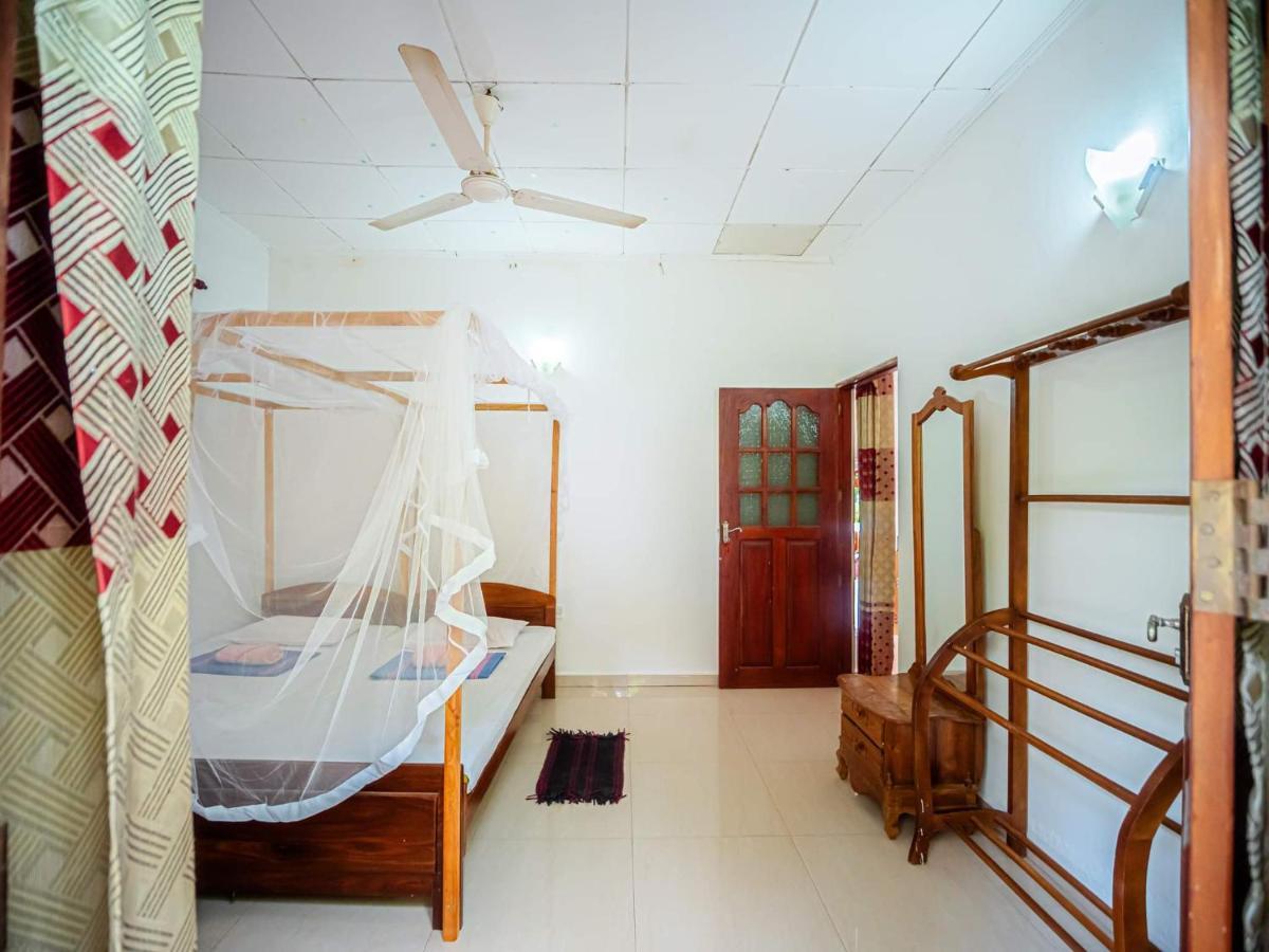 Surfing Guest House マータラ エクステリア 写真